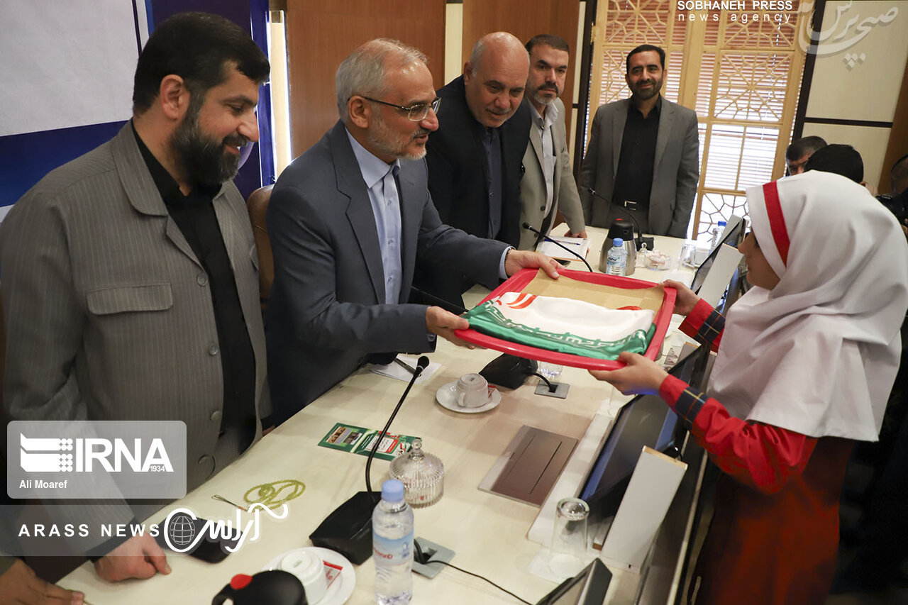 گزارش تصویری / سفر وزیر آموزش و پرورش به خوزستان