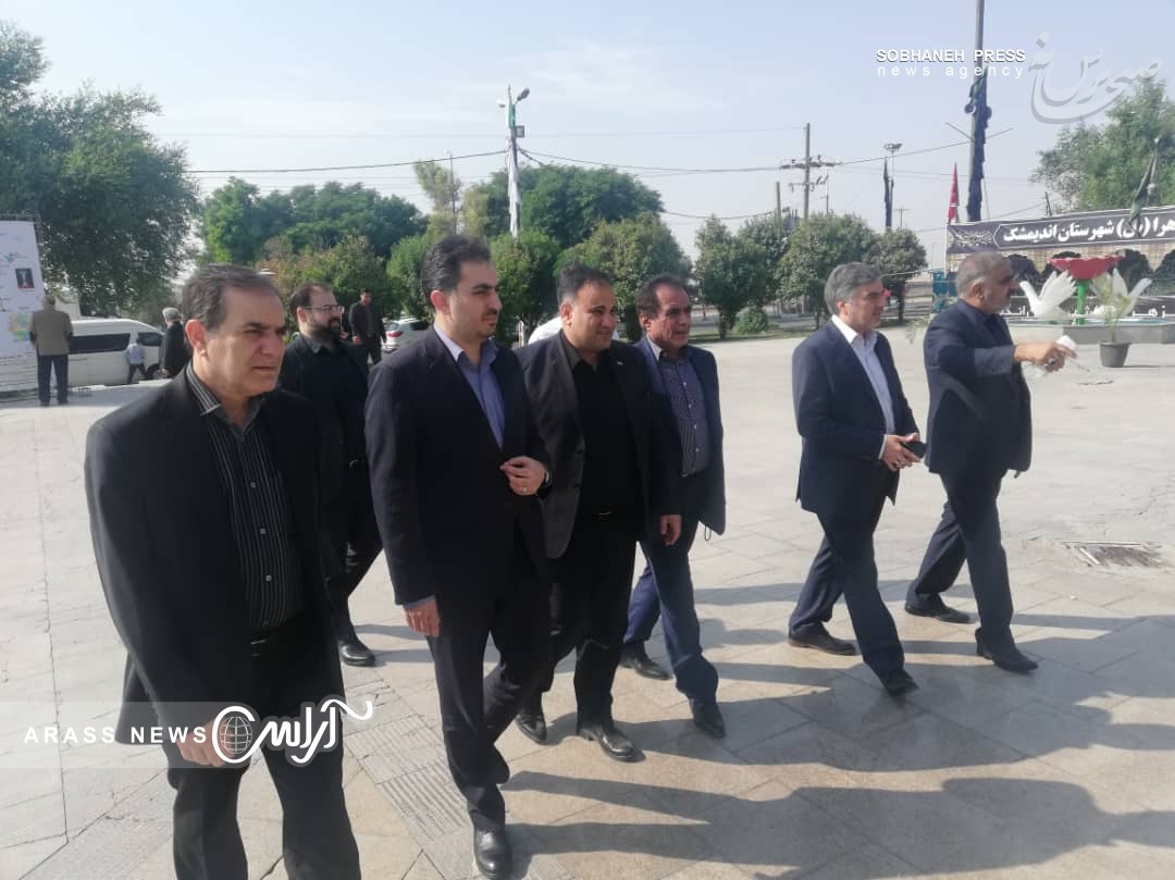 گزارش تصویری / بازدید معاون هماهنگی امور اقتصادی استانداری خوزستان و هیئت همراه از یادمان شهدا، مواکب اربعین حسینی و طرح های صنعتی شهرستان اندیمشک