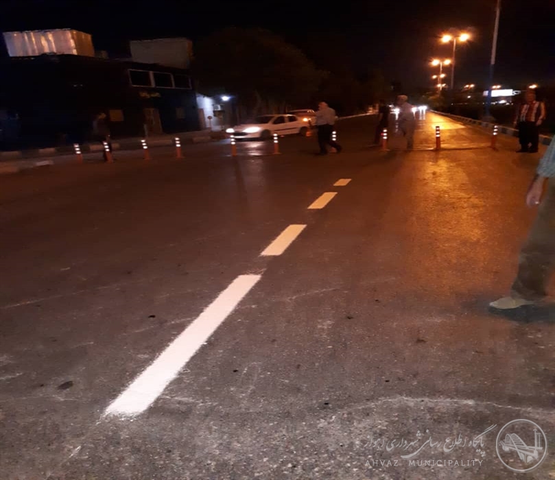 شهردار اهواز خبر داد: خط کشی هوشمند معابر شهری برای اولین بار توسط  ناوگان شهرداری اهواز