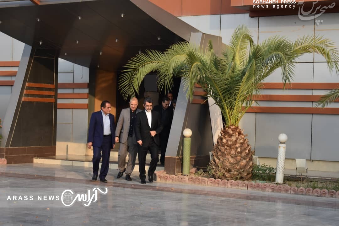 گزارش تصویری/ بازدید دکتر بابک دین پرست معاون هماهنگی امور اقتصادی وزارت کشور از طرح های آب و فاضلاب و مترو اهواز