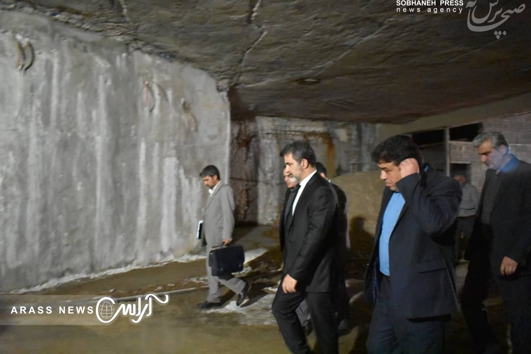 گزارش تصویری/ بازدید دکتر بابک دین پرست معاون هماهنگی امور اقتصادی وزارت کشور از طرح های آب و فاضلاب و مترو اهواز