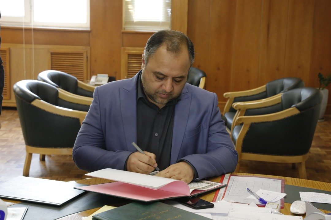 تأمین کولر و آبسردکن برای ۱۰ هزار کلاس درس در خوزستان / بازسازی ۱۰۰ کلاس درس در شهرستان‌های ایذه و باغملک