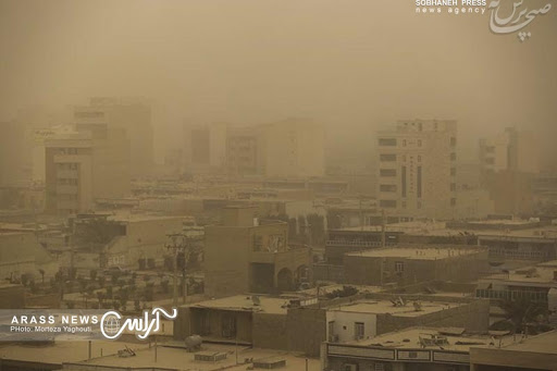 کاهش روزهای گرد و غبار اهواز در سال ۹۸