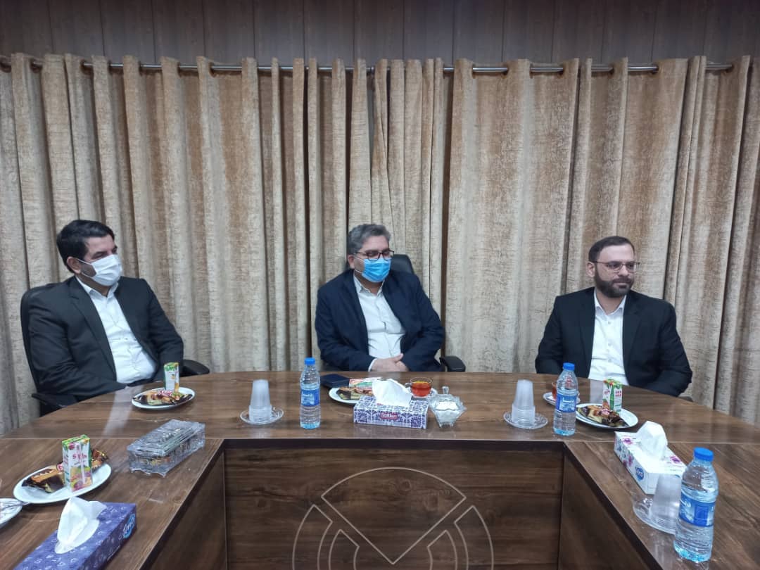 دیدار عیدانه معاون عمرانی استاندار با کارکنان سازمان همیاری شهرداری های استان
