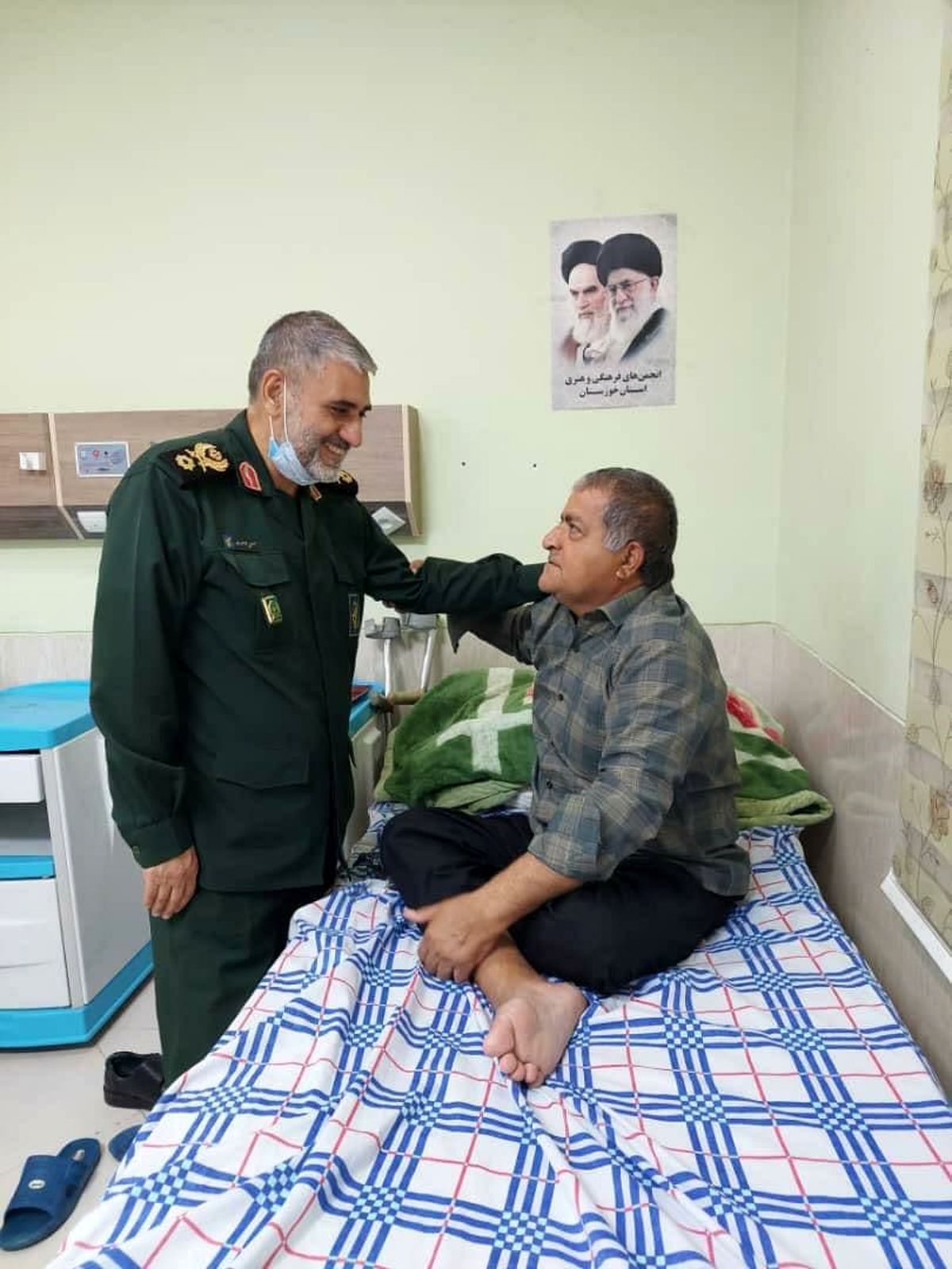 دیدار سردارشاهوارپور با جانبازان قطع نخاعی مستقر در آسایشگاه امانیه اهواز